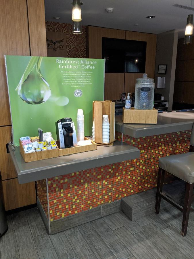 Holiday Inn Charlotte University By Ihg Zewnętrze zdjęcie